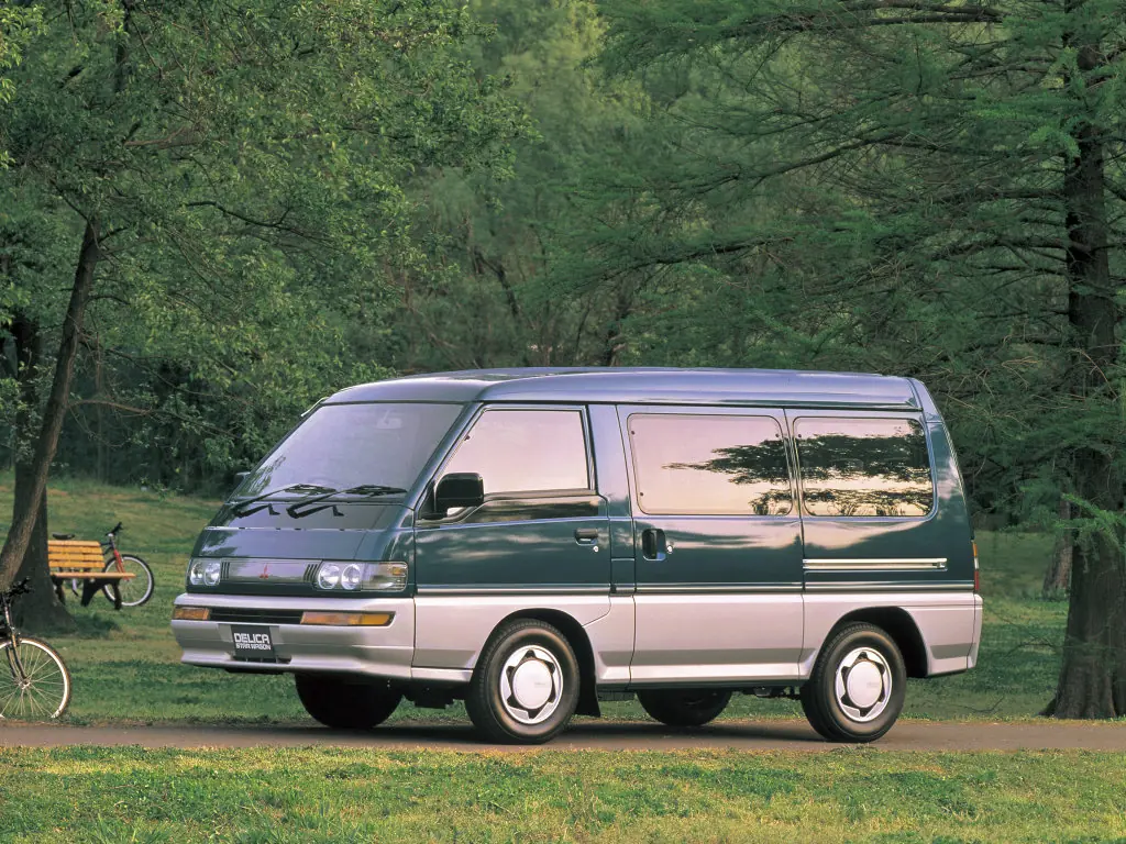 Mitsubishi Delica (P25W, P35W) 3 поколение, 2-й рестайлинг, минивэн (10.1997 - 09.1999)